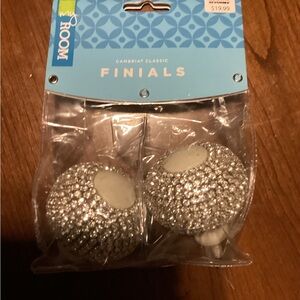 Bed Bath & Beyond Silver Twinkle Finials